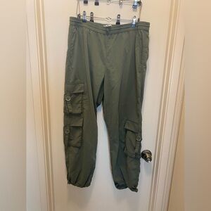 C&C California Women's Olive Cargo Pants